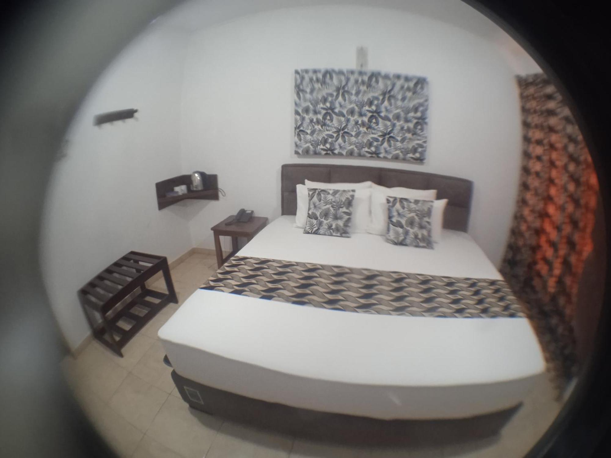 Larn'S Villa Hotel & Apartment Wadduwa Phòng bức ảnh