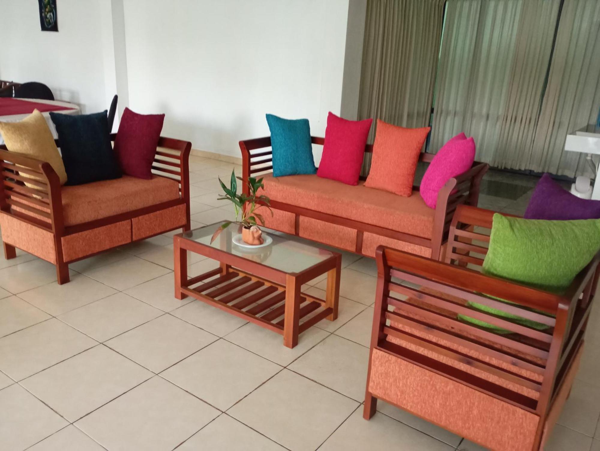 Larn'S Villa Hotel & Apartment Wadduwa Ngoại thất bức ảnh