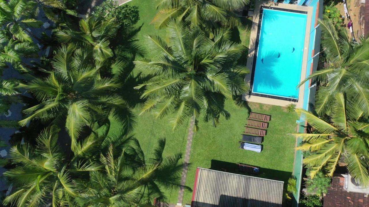 Larn'S Villa Hotel & Apartment Wadduwa Ngoại thất bức ảnh